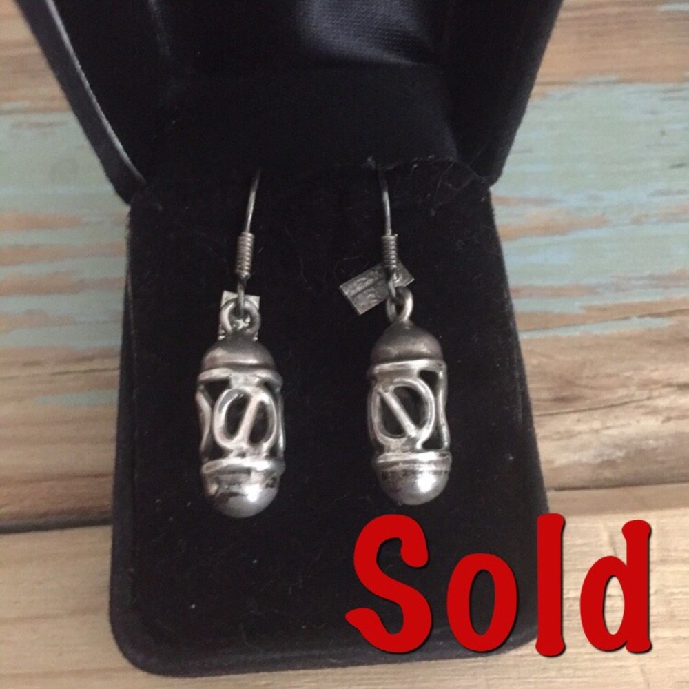 ❌Sold❌ Vtg  925 Sterling Silver Barrel Earrings